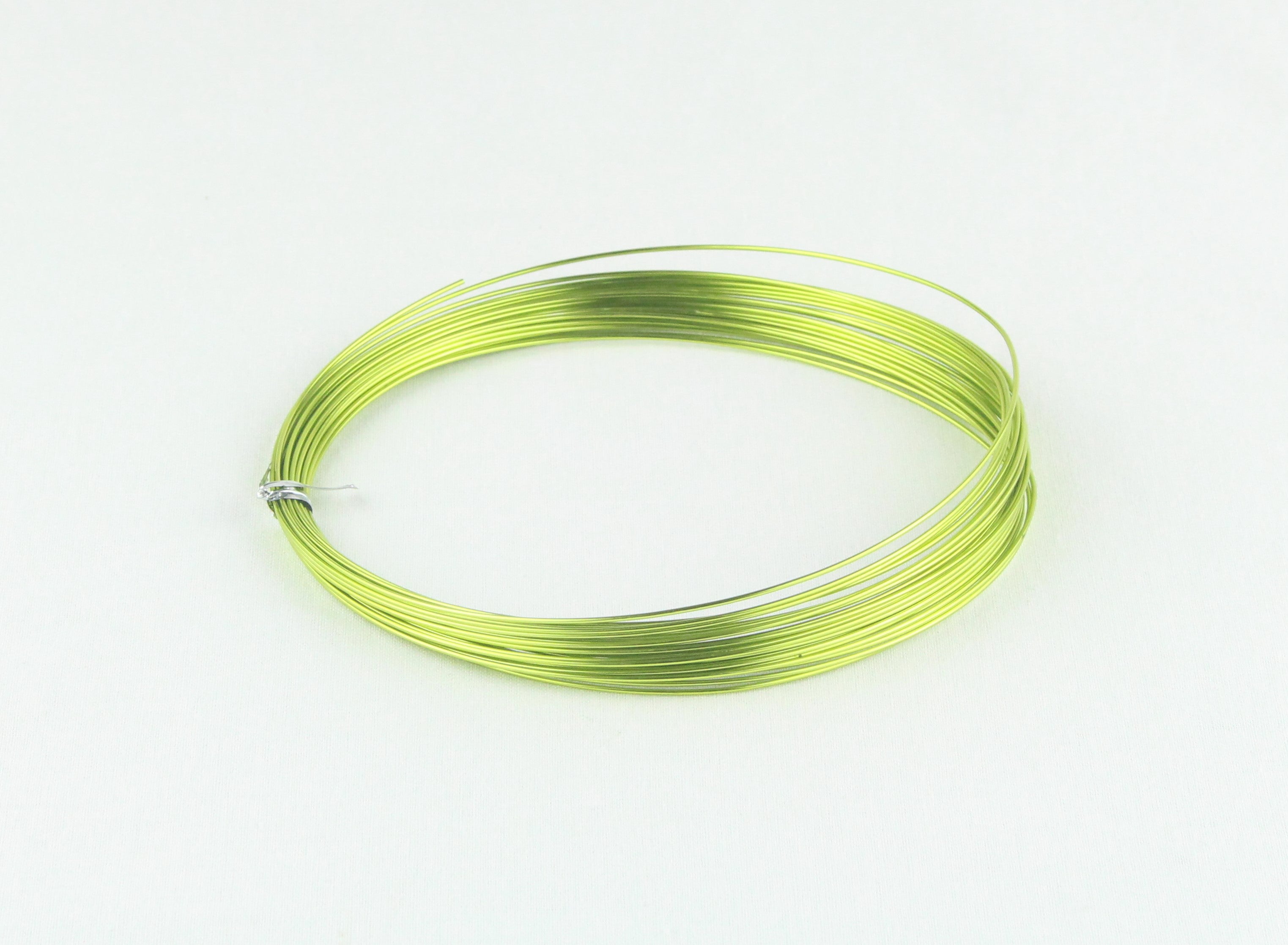 Oasis Round Aluminum Wire 2MM is easy to shape. – OASIS® Floral ...